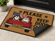 Suupia Please Keep Door Closed Cat Doormat, styled view 3