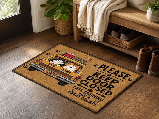 Suupia Keep Door Closed Cat Escape doormat, styled product view 2