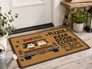 Suupia Keep Door Closed Cat Escape doormat, styled product view 6